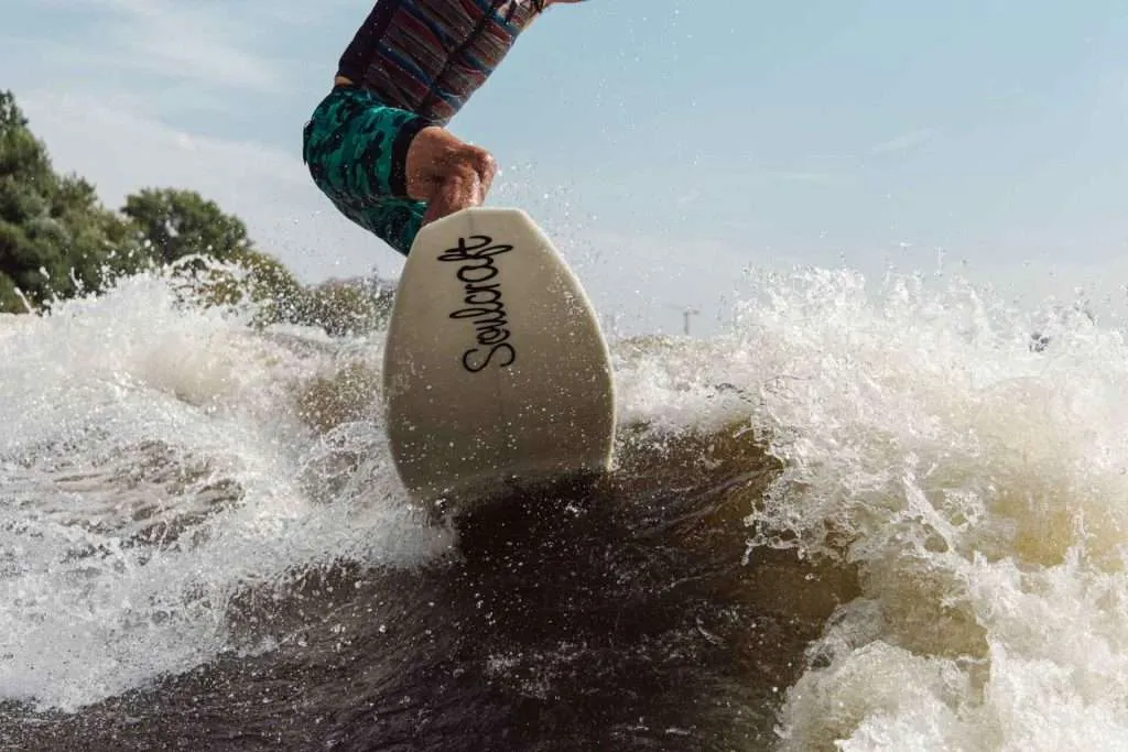 wake surfing wakesurfing sea